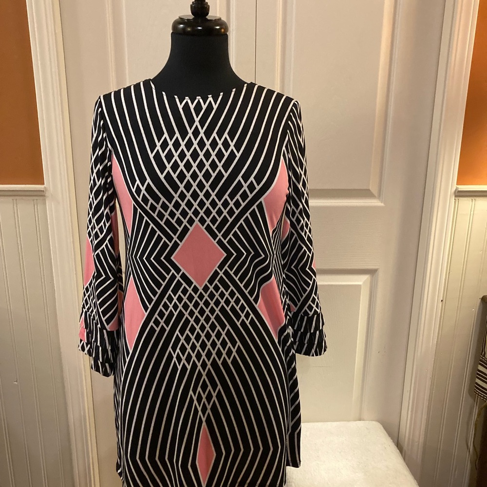 Alfani Black and Pink Long Sleeve Dress